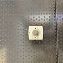 Magnetický držák do děrovaných panelů "A"